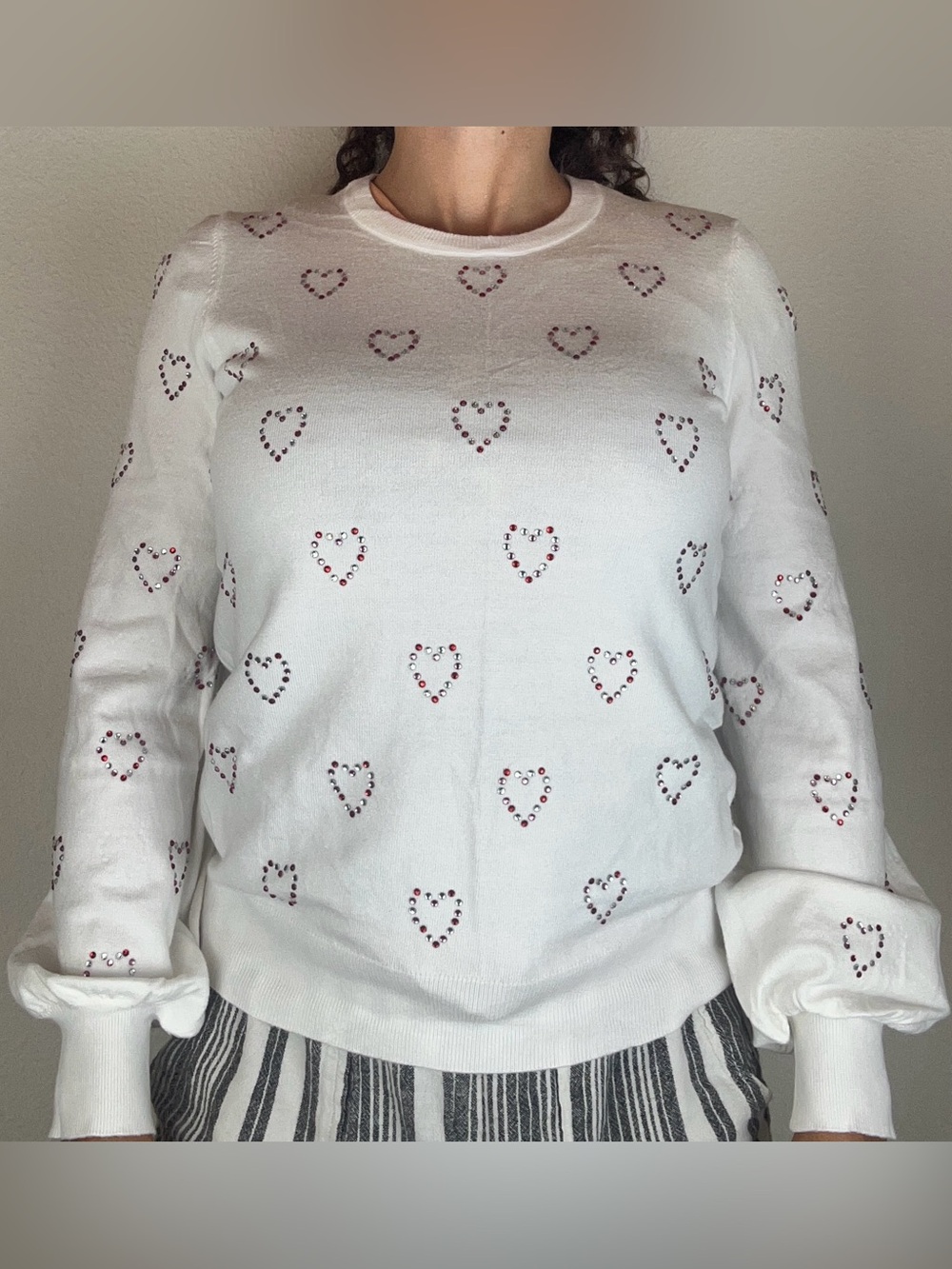 Marled White Rhinestone Heart Sweater Womens XS Crew Neck Soft Knit NEW - Picture 2 of 7